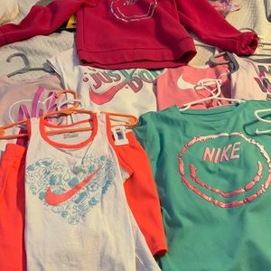 Girls Nike clothing sizes 4T-6m